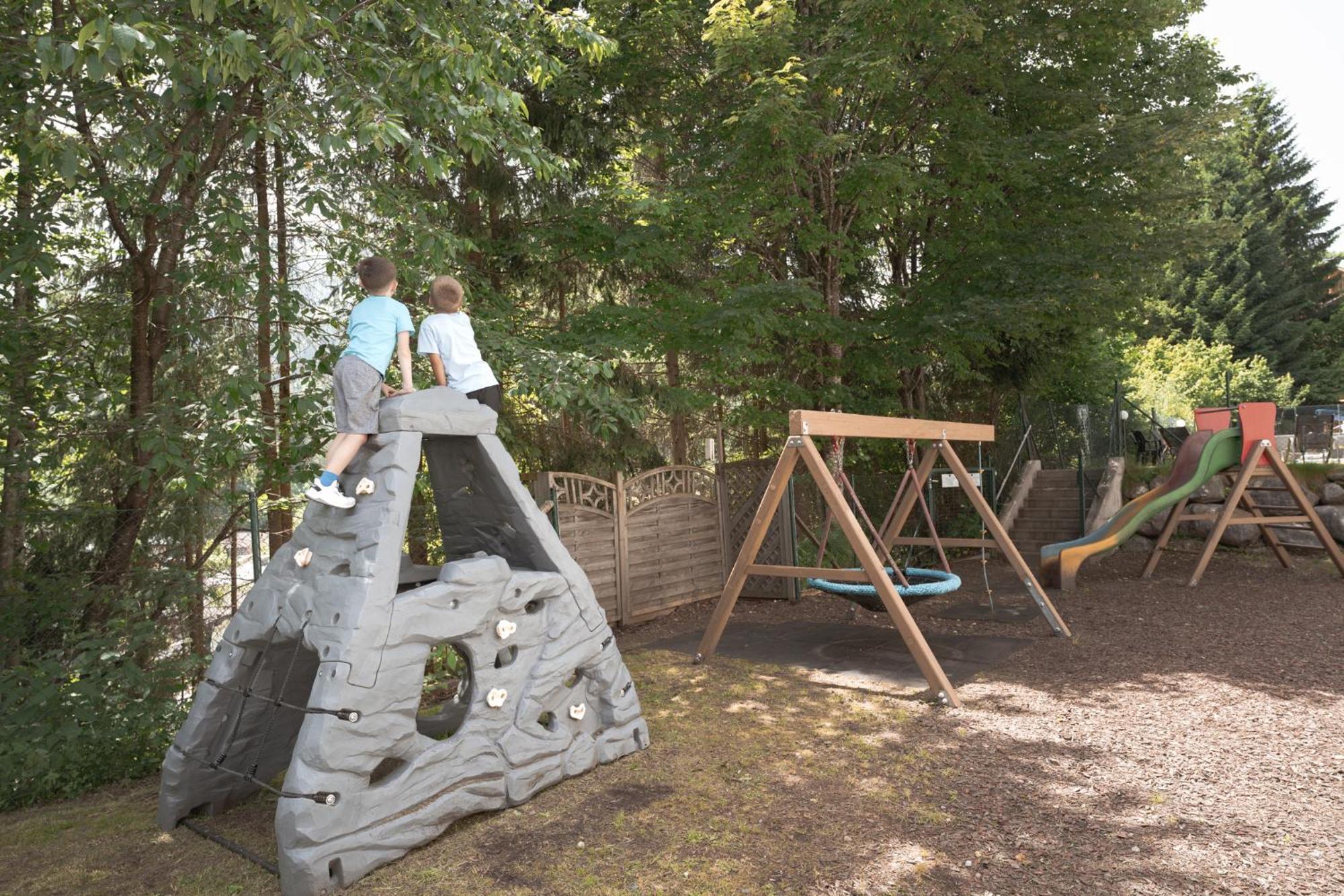 Alpenparks Apartment & Ferienresort Rehrenberg Viehhofen Zewnętrze zdjęcie